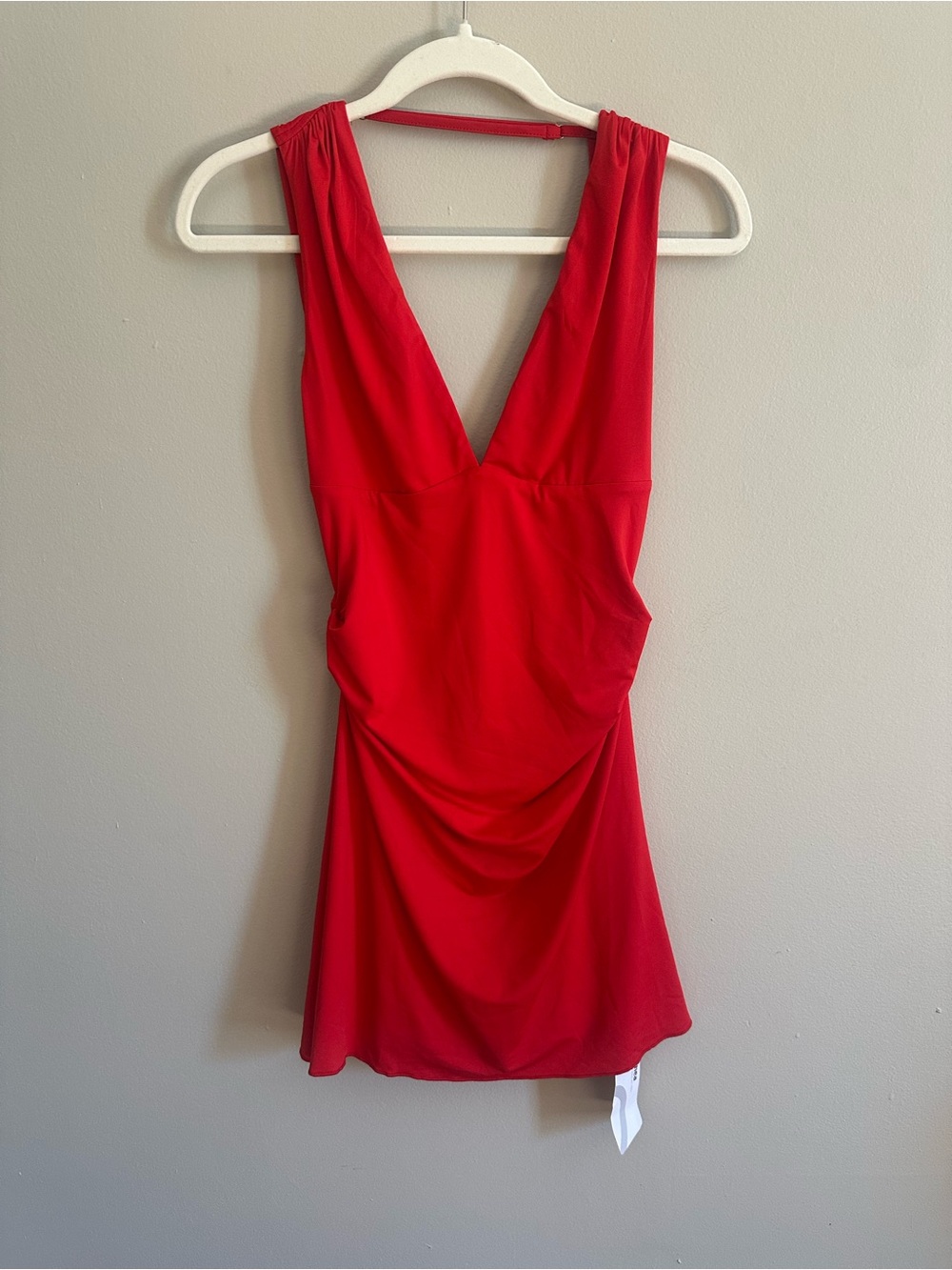 Red V-Neck Sleeveless Dress